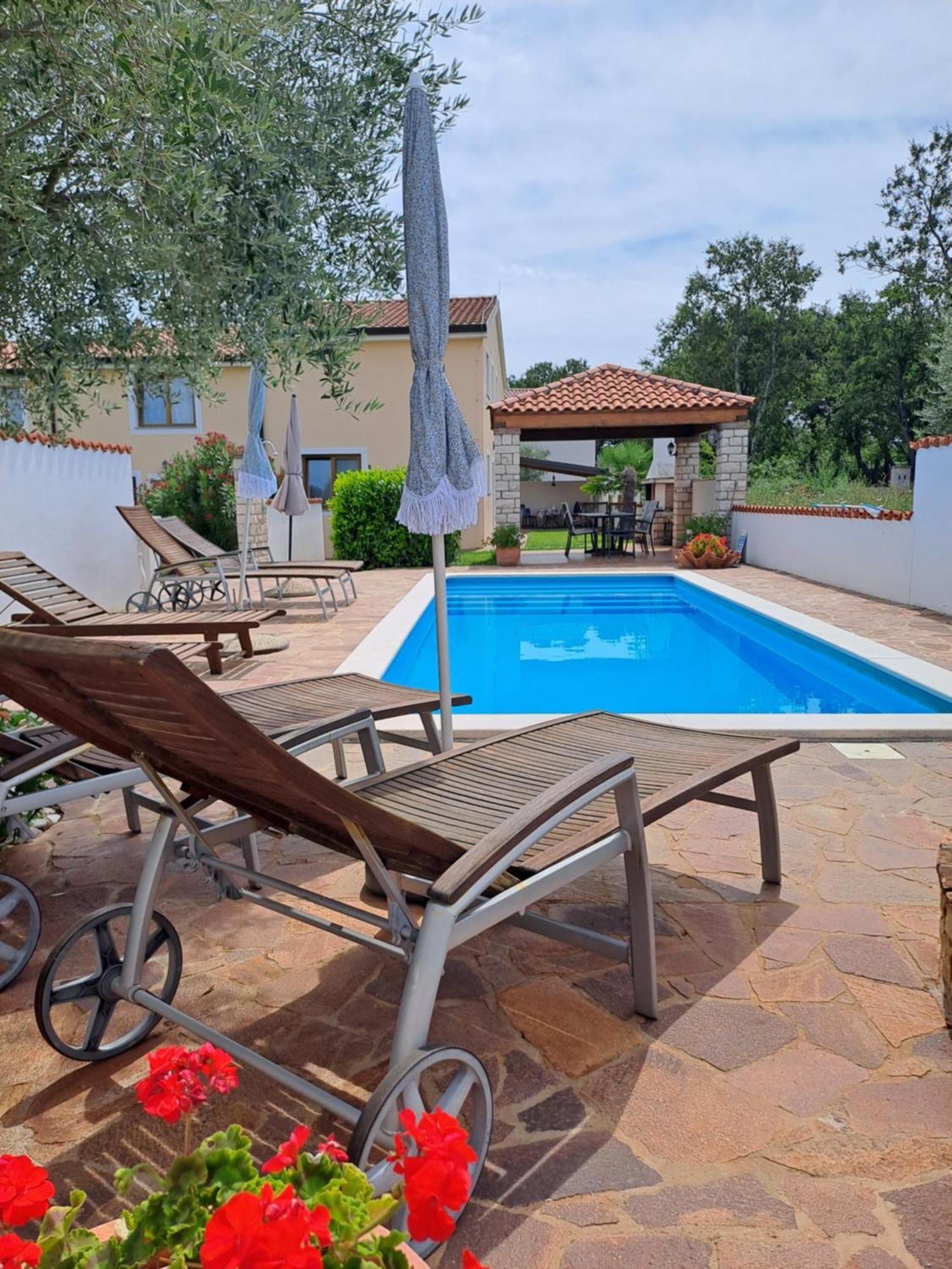 Villa "Pied-A-Terre" Residence & Spa Umago Exterior foto